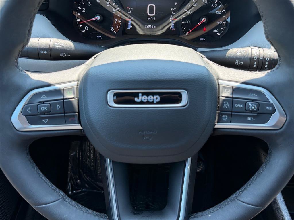 Used 2025 Red Jeep Limited image 20