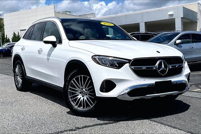 Used 2026 White Mercedes-Benz GLC 300 image 1