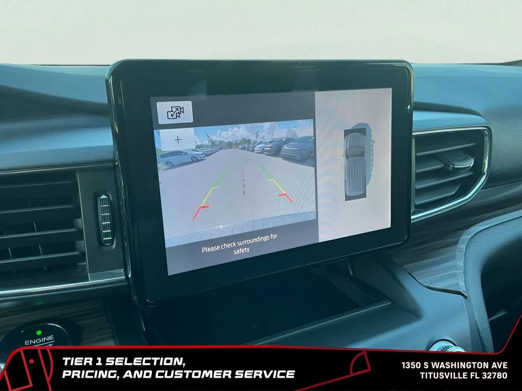 Used 2020 Gray Ford Limited image 31