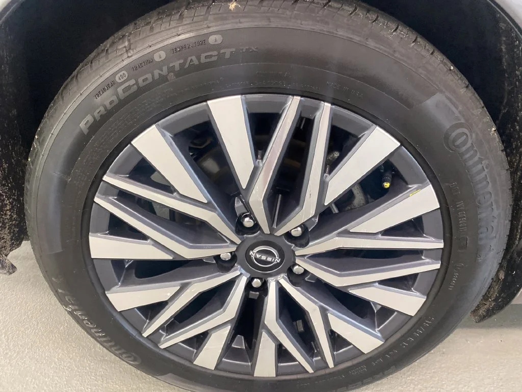 Used 2025 Gray Nissan 2.5 SV image 5
