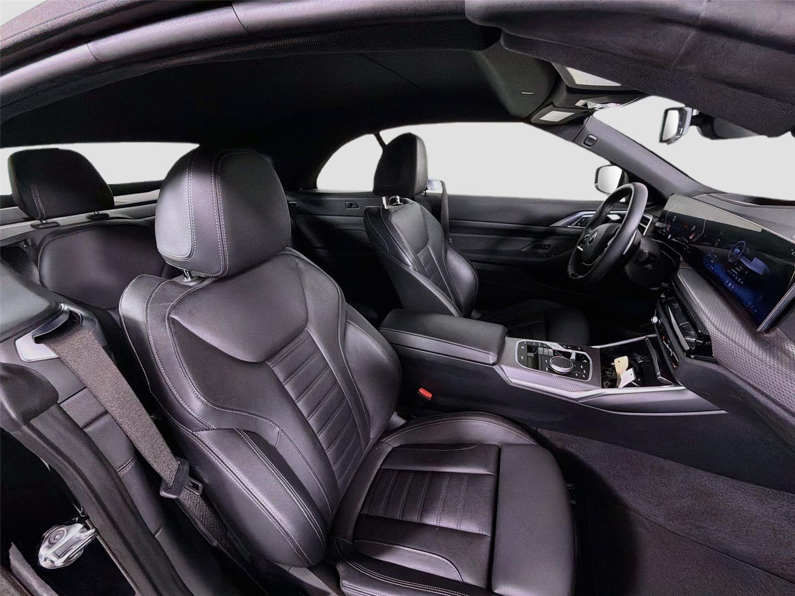 Certified Used 2026  BMW 430i xDrive image 28