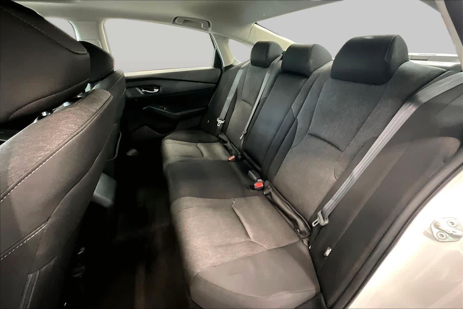 Used 2024 Platinum White Pearl Honda EX image 20