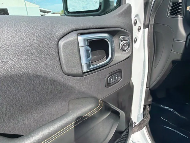 New 2026 Bright White Clearcoat Jeep Sahara image 17
