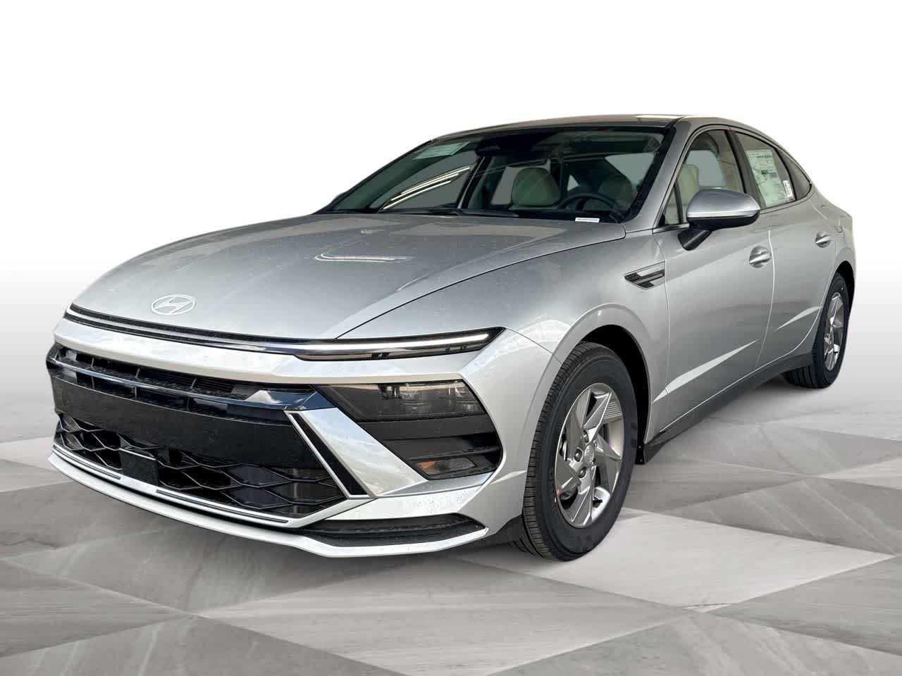 New 2026 Aero Silver Hyundai SE image 4