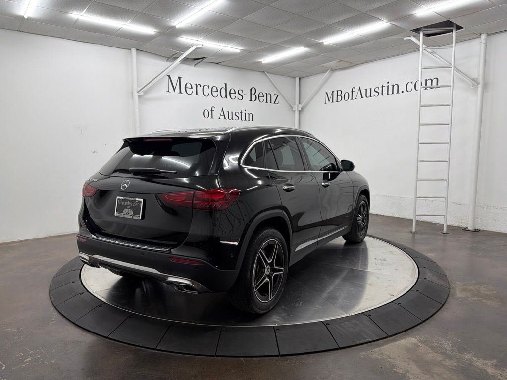 New 2026 Night Black Mercedes-Benz GLA 250 image 7