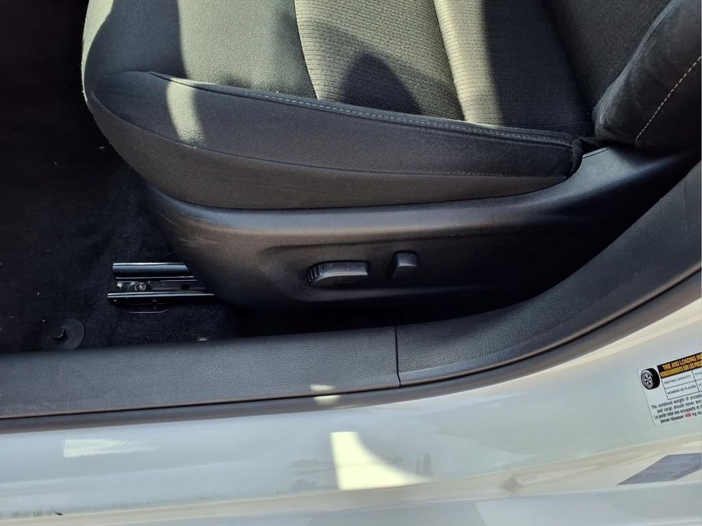 2025 Nissan Altima SV - Photo 22