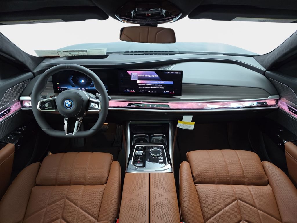 2026 BMW 7 Series 750e - Photo 10
