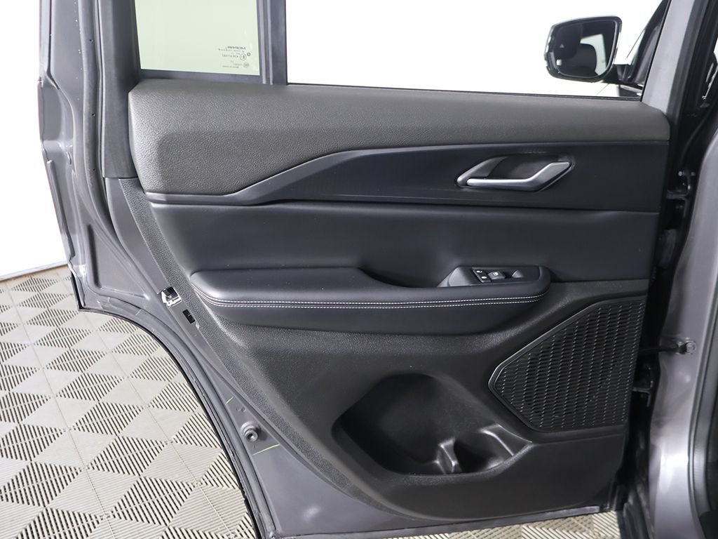 Used 2024 Gray Jeep Altitude X image 24