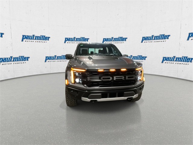 2025 Ford F-150 Raptor photo 3