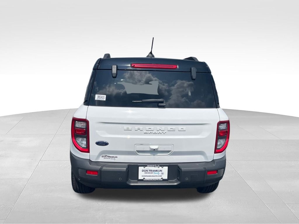 Used 2025 White Ford Outer Banks image 4