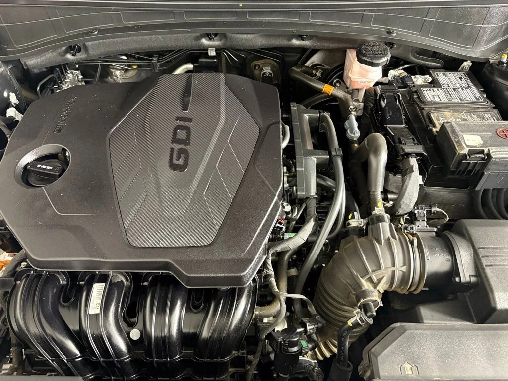 Used 2025 Black Kia X-Line image 43