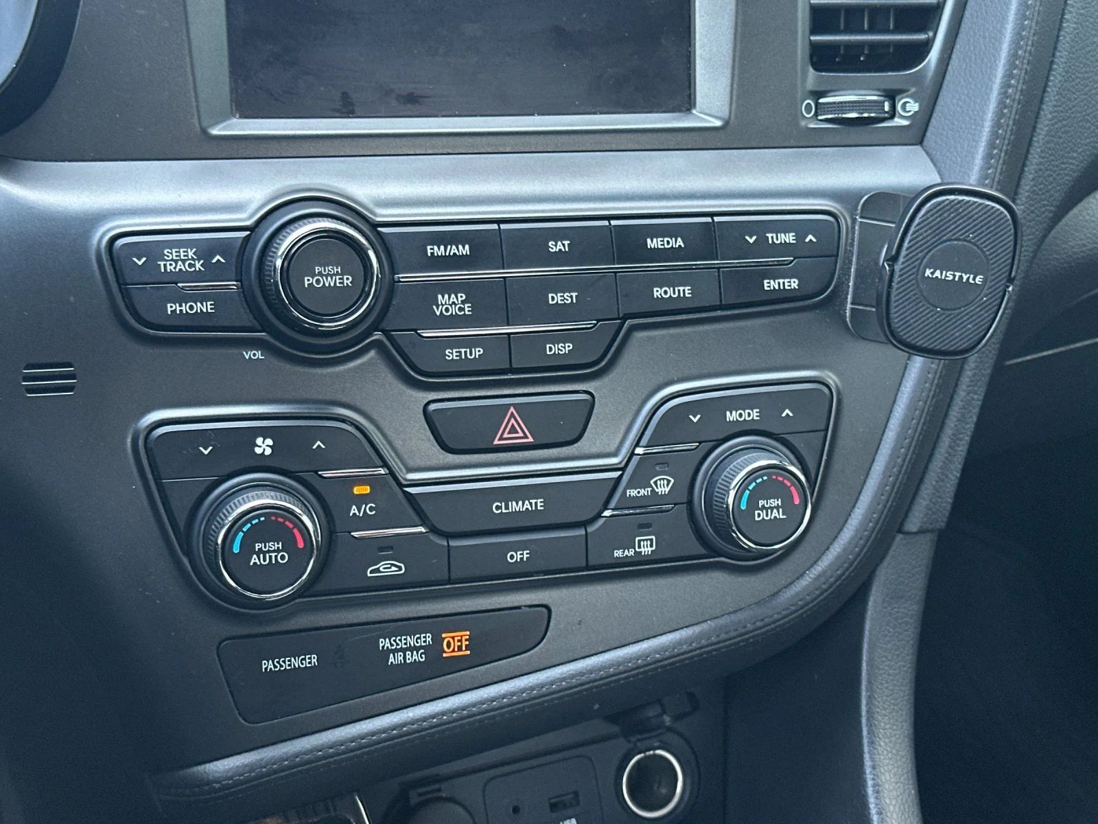 Used 2013 Ebony Black Kia SX image 18