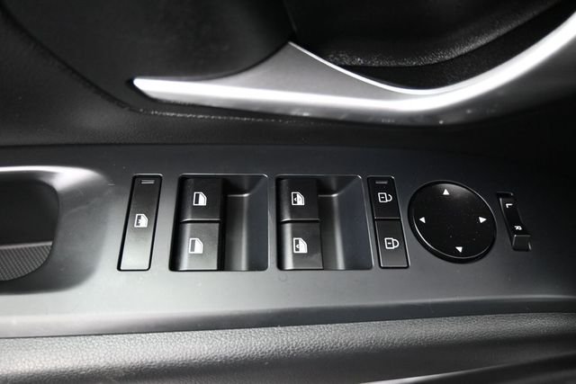 Used 2025 Silver Hyundai SEL image 14