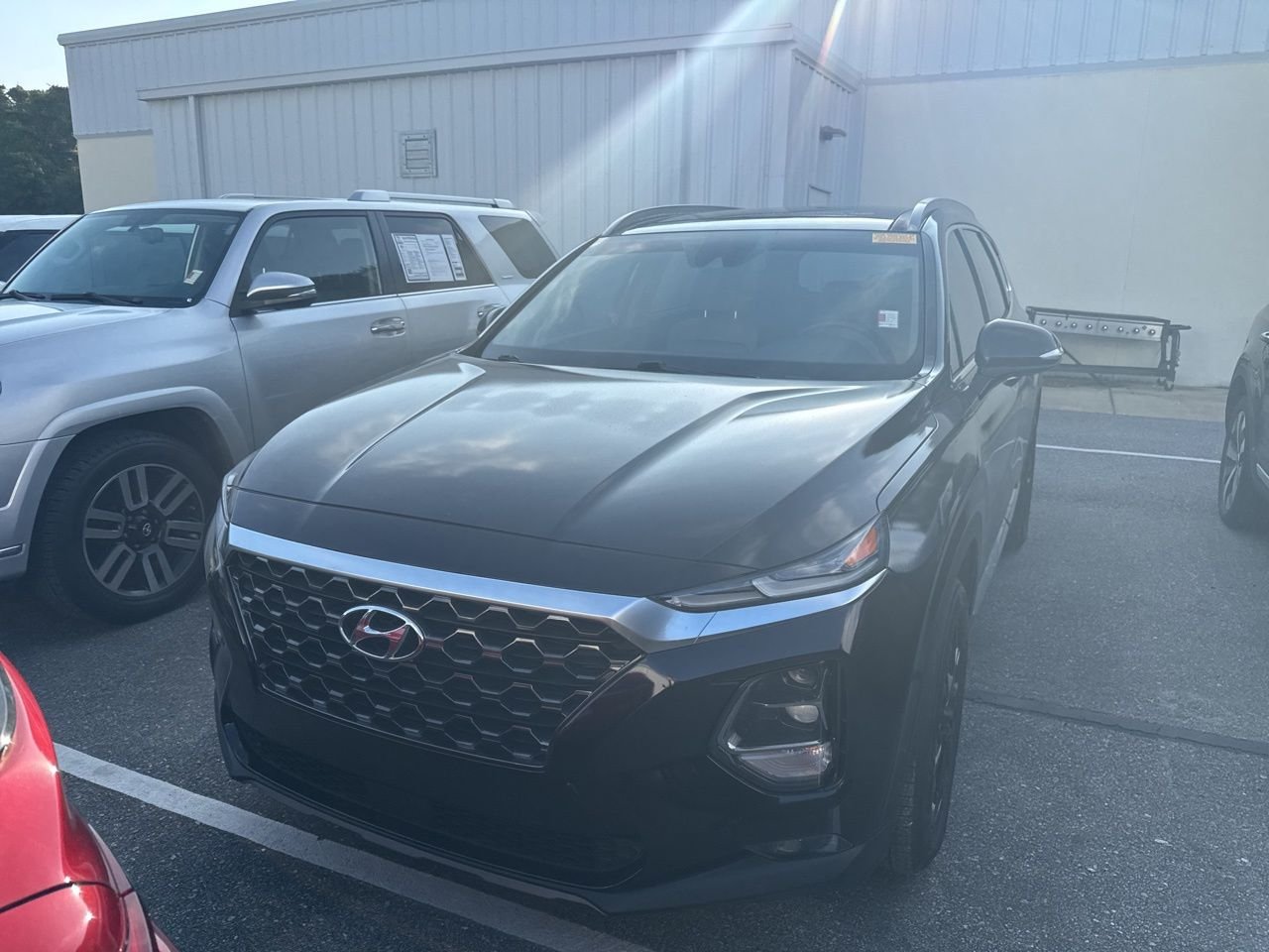 2020 Hyundai Santa Fe SEL 2.4's photo