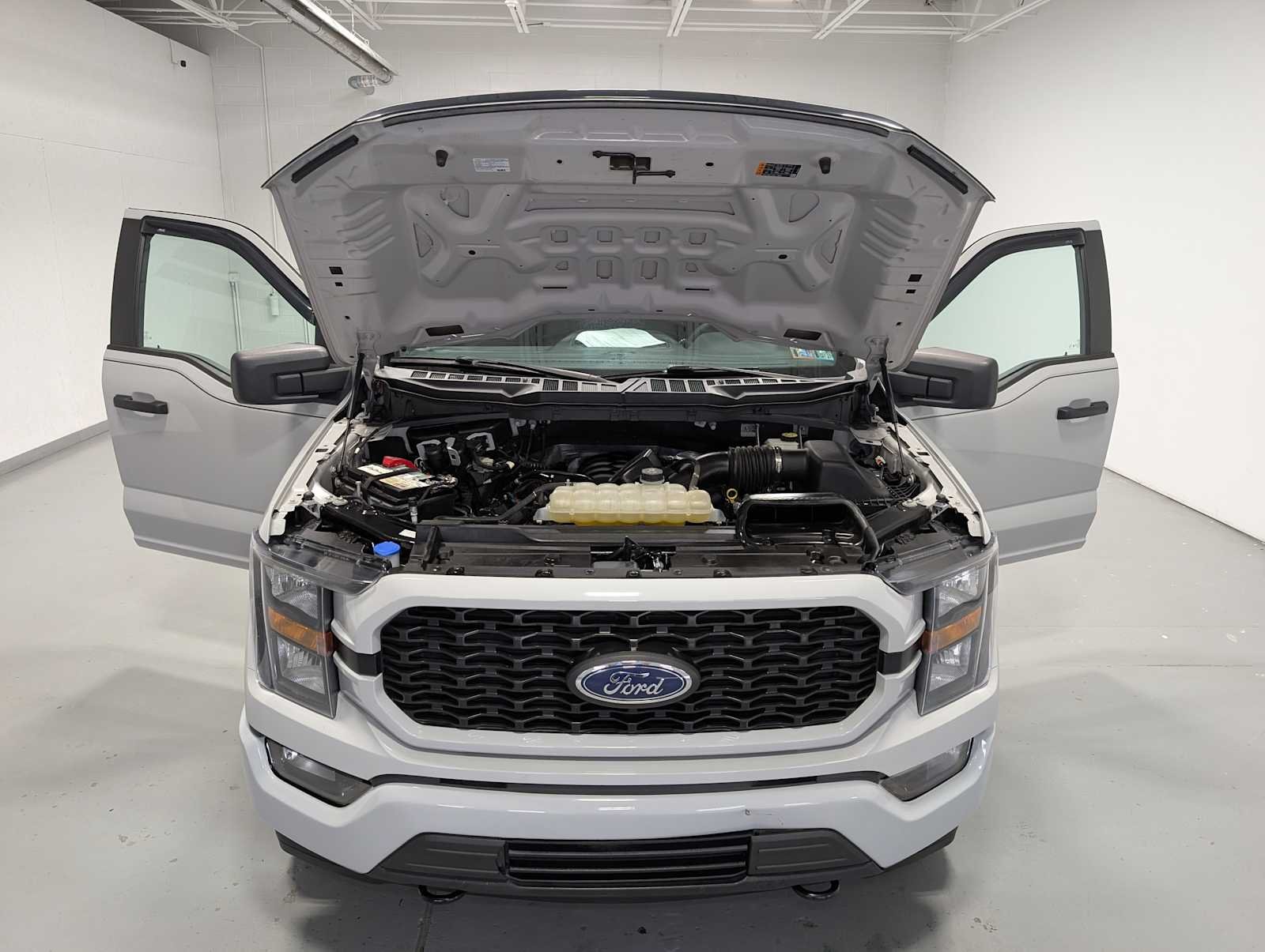 Certified Used 2023 Avalanche Gray Ford XL image 10