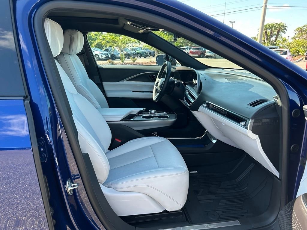 Used 2024 Blue Cadillac Luxury image 42