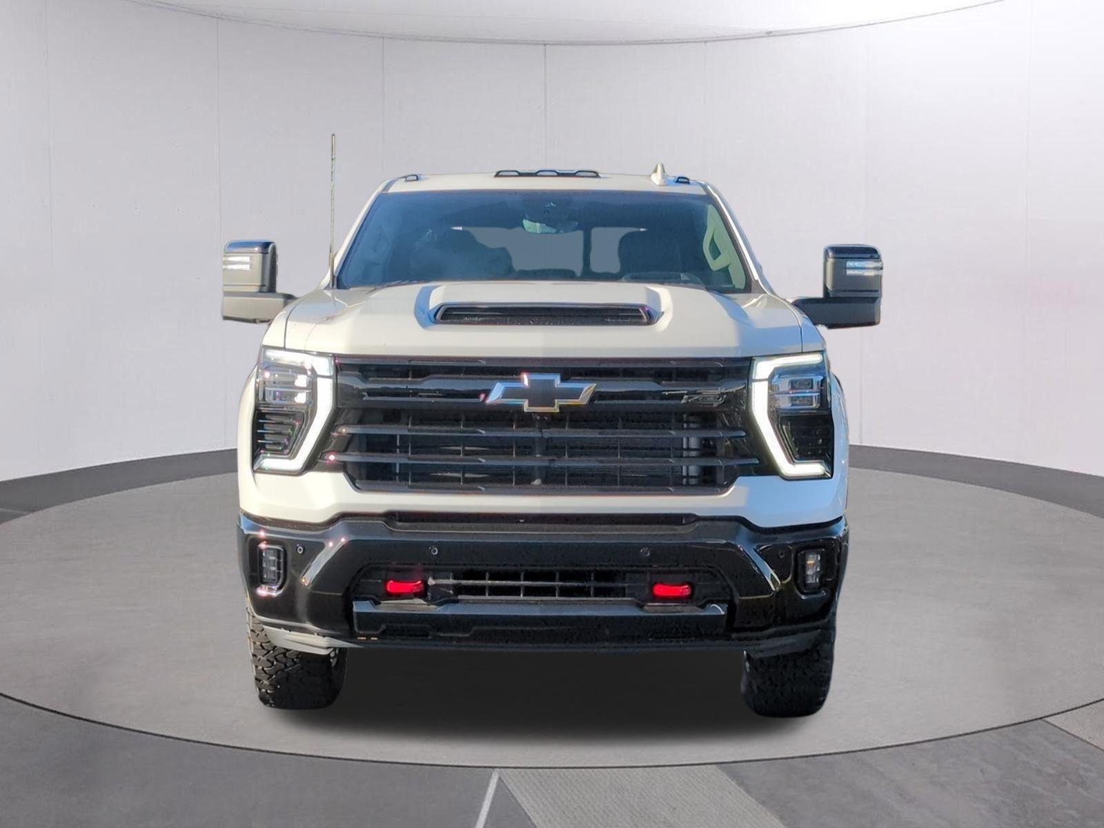 2026 Chevrolet Silverado 2500 HD LTZ - Photo 10