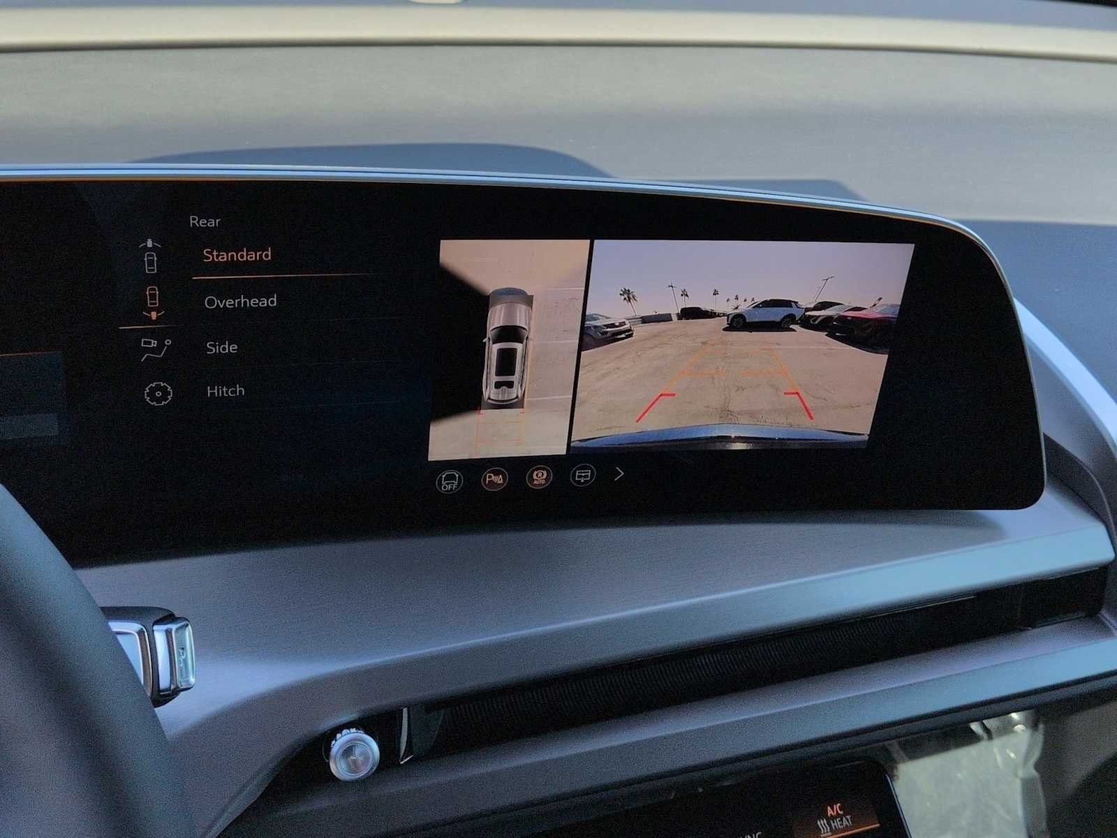2027 Cadillac VISTIQ Sport - Photo 20