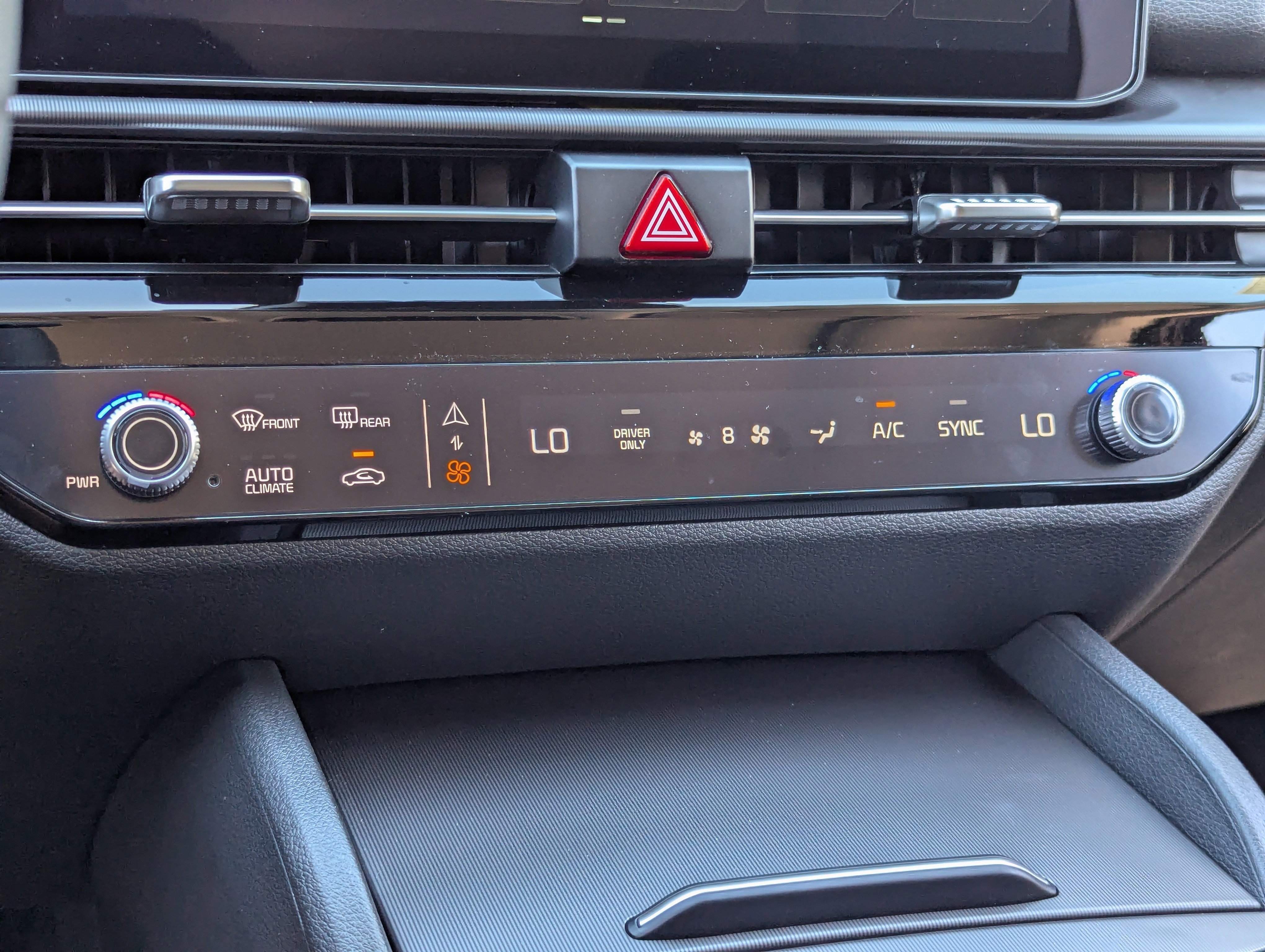 New 2026 Fusion Black Kia EX image 26