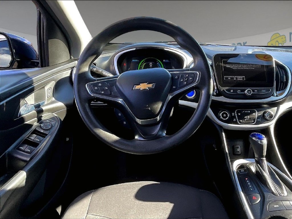 Used 2018 Black Chevrolet LT image 17