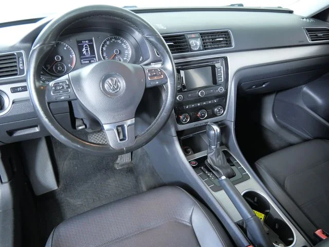 Used 2014 Gray Volkswagen TDI SE image 3