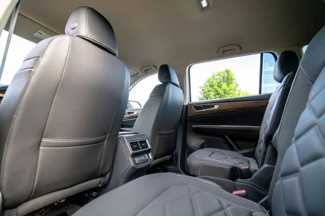 New 2026 Gray Volkswagen 2.0T SE w/Technology image 32