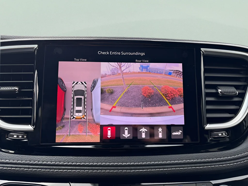 2026 Chrysler Pacifica Limited - Photo 22