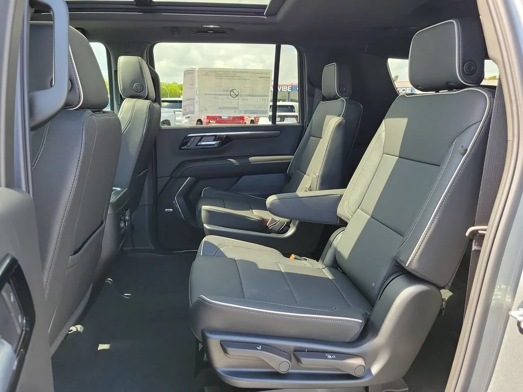New 2026 Sterling Gray Metallic Chevrolet Premier image 18