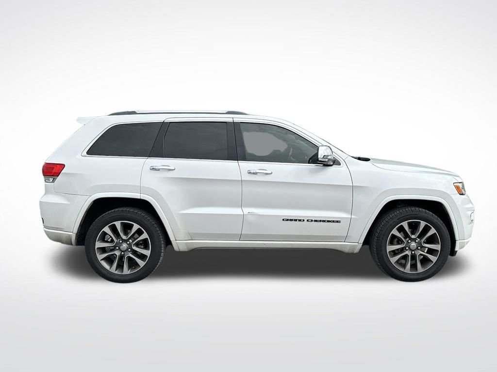 Used 2017 White Jeep Overland image 7