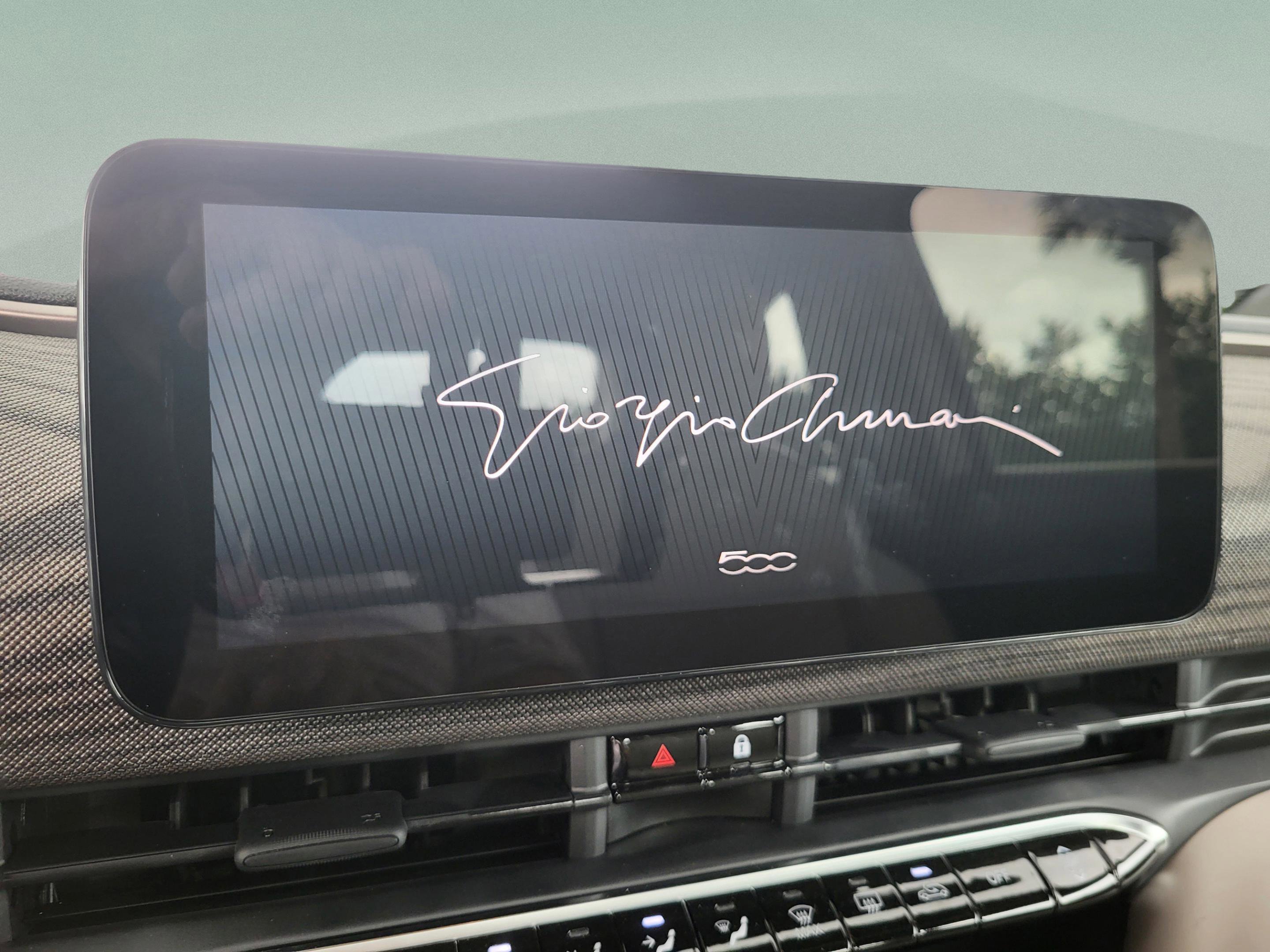 2025 FIAT 500e Base - Photo 54