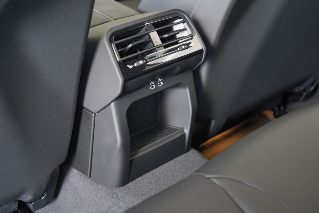 2026 BMW 5 Series 530i - Photo 29