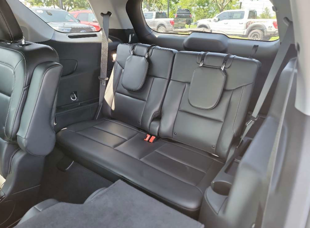 Used 2023 Blue Metallic Ford XLT image 4