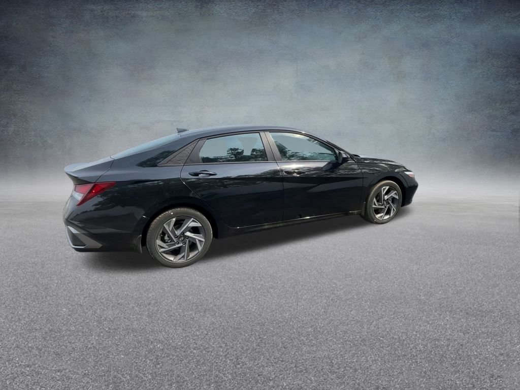 Certified Used 2025 Abyss Black Hyundai SEL Sport image 25