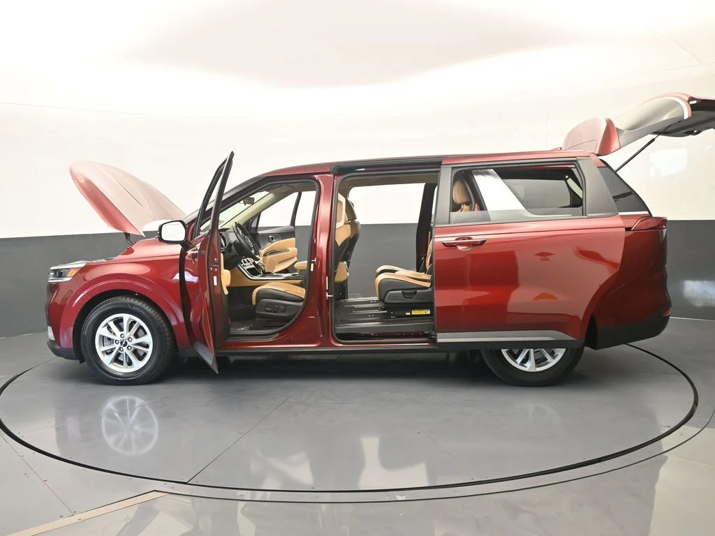 Used 2024 Flare Red Kia LX image 68