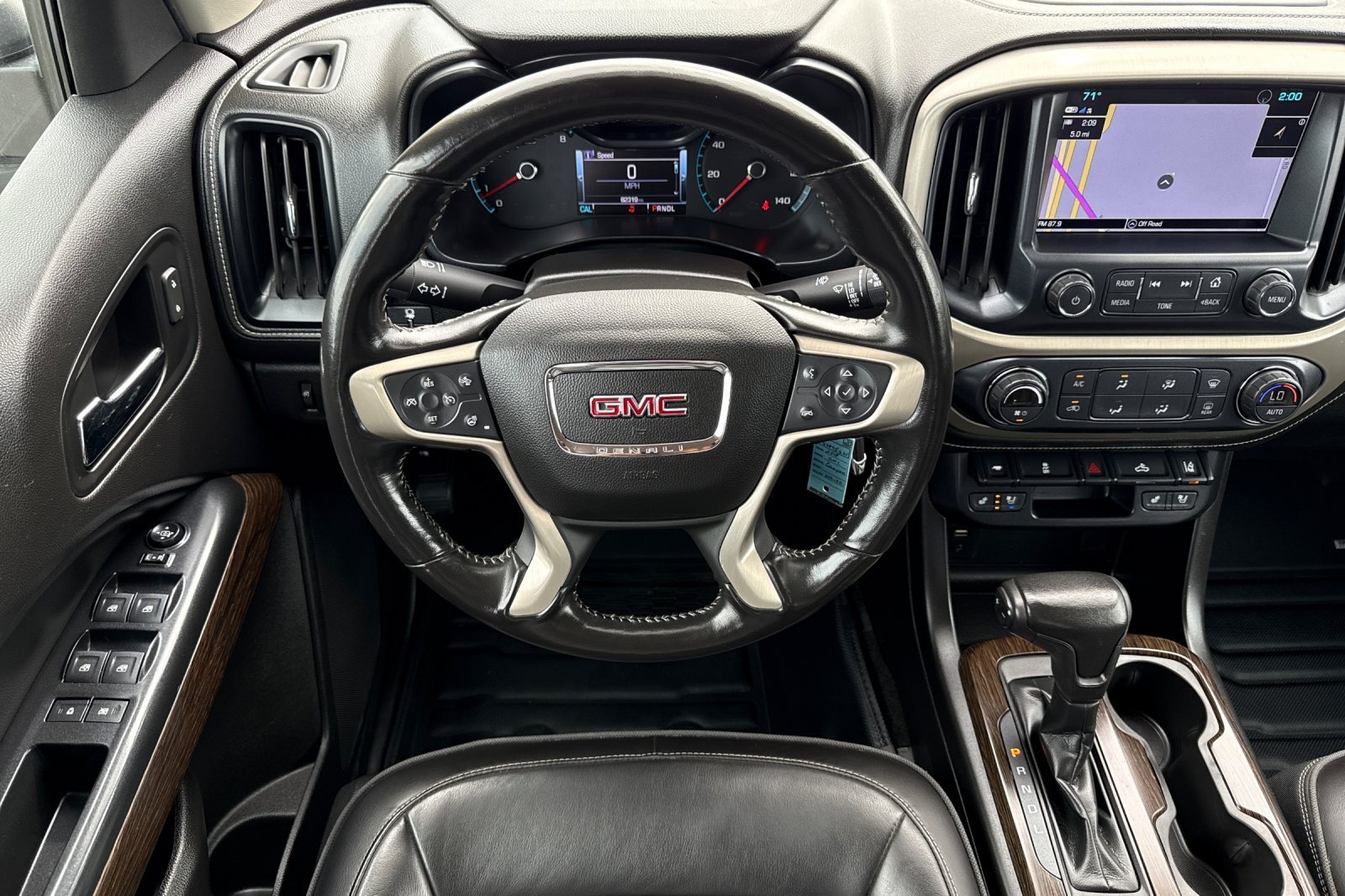 Used 2018 White GMC Denali image 14
