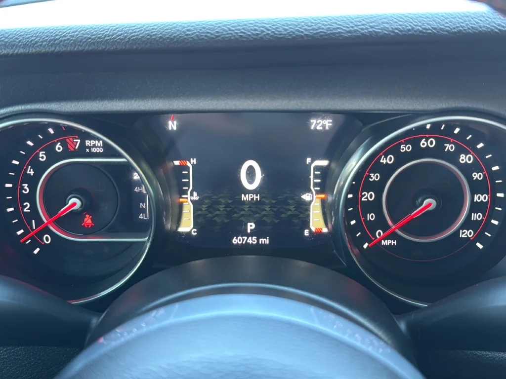 Used 2022 Black Jeep Mojave image 19