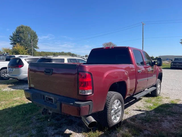 Used 2013 Red GMC Denali image 5