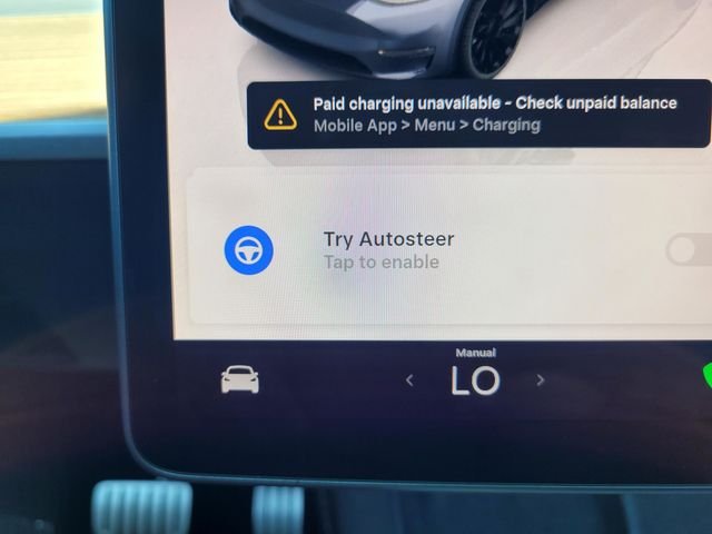 Used 2023  Tesla Performance image 20