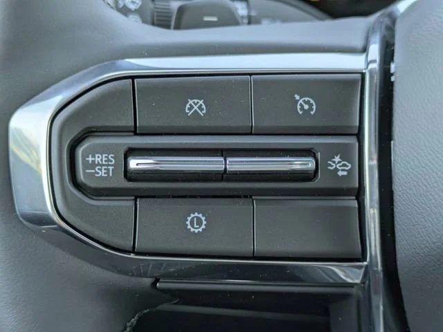New 2026 Ebony Twilight Metallic GMC Elevation image 30