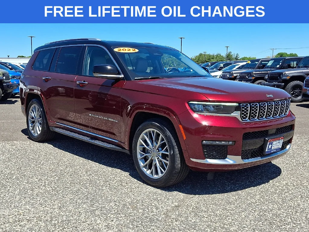 Used 2022 Velvet Red Pearlcoat Jeep Summit image 1