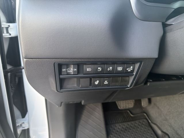 2024 Toyota Sequoia Platinum - Photo 11