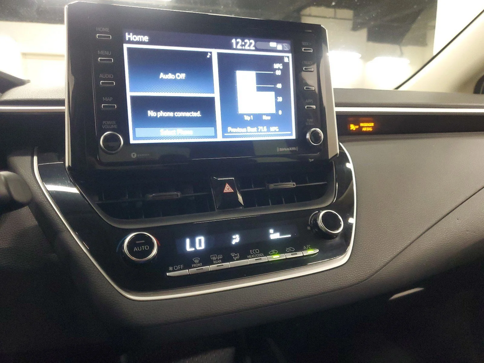 Used 2021 Celestite Toyota LE image 27
