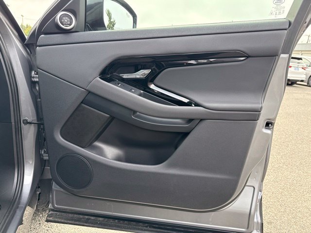Used 2024 Eiger Gray Metallic Land Rover S image 11