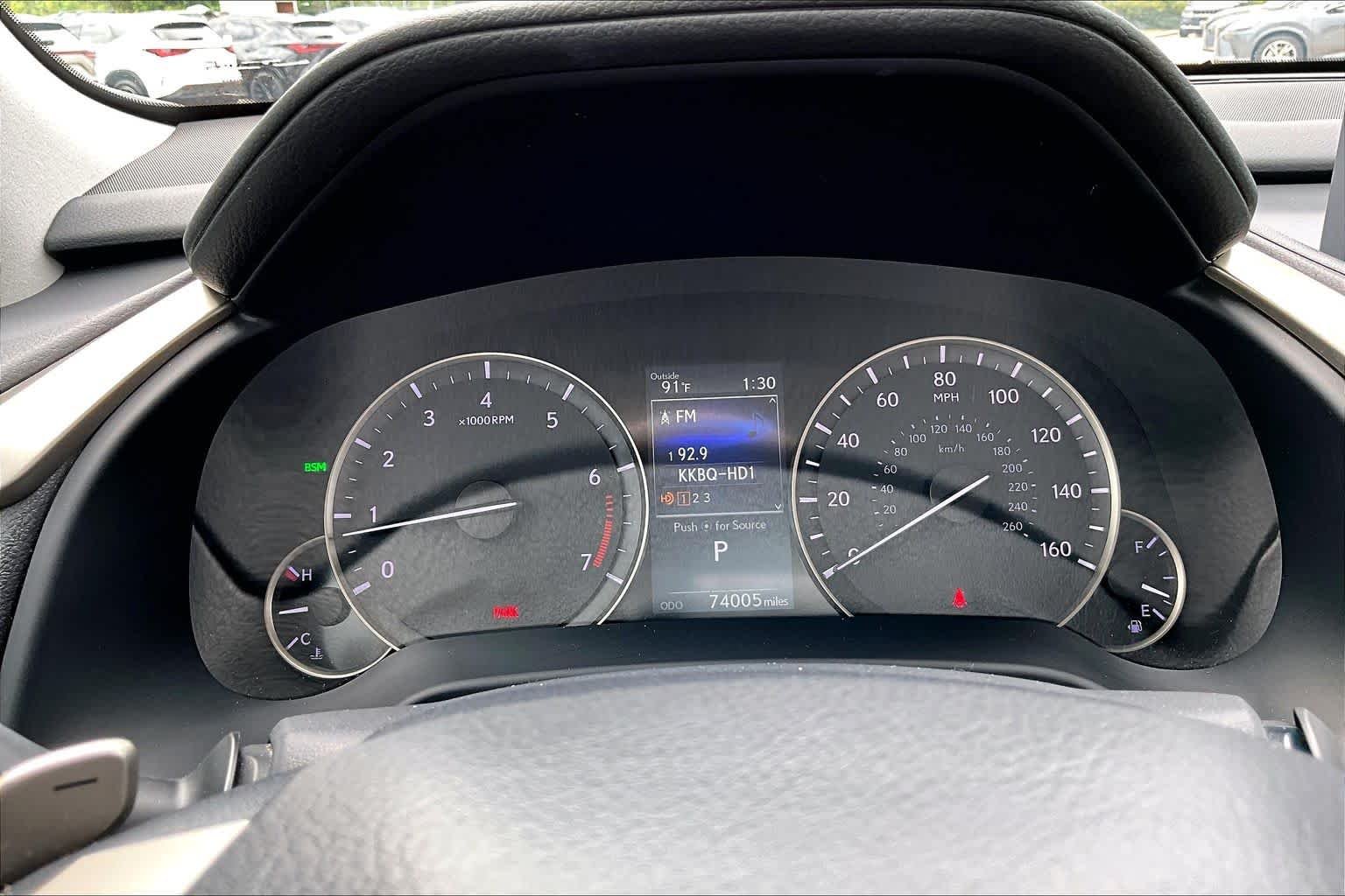 Used 2020 Eminent White Pearl Lexus  image 26