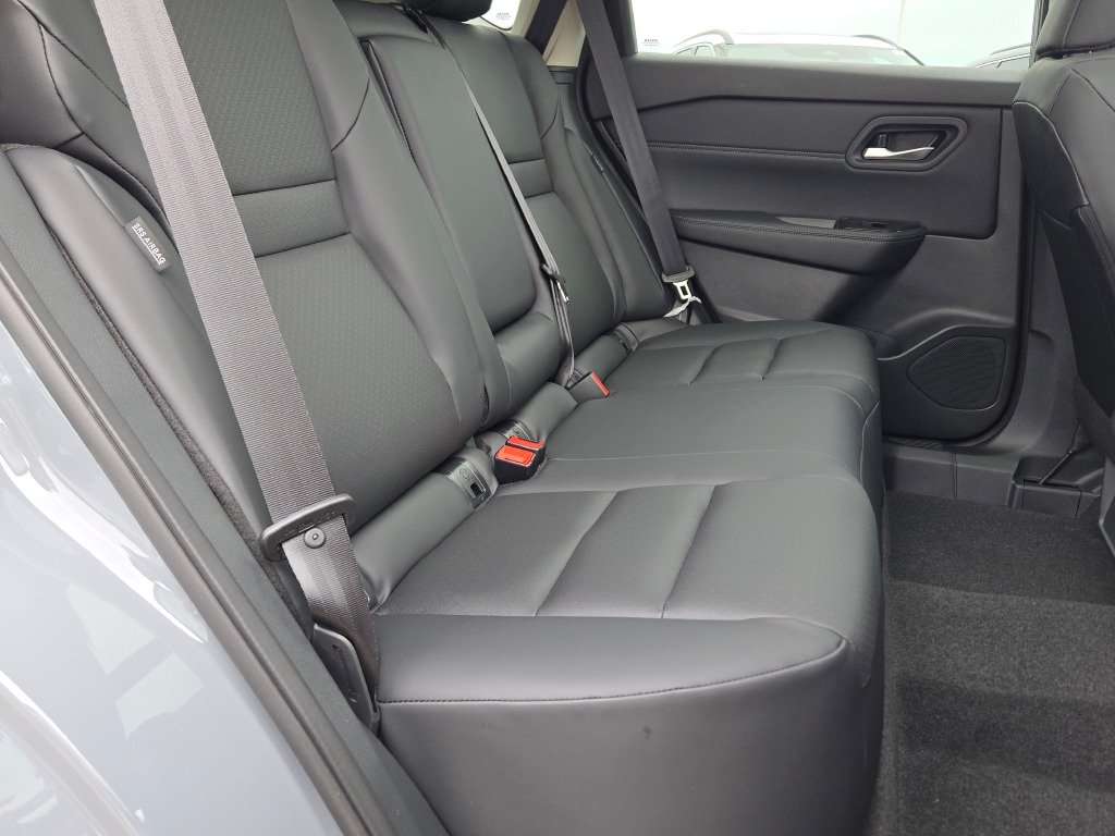 New 2026 Gray Nissan Dark Armor image 9