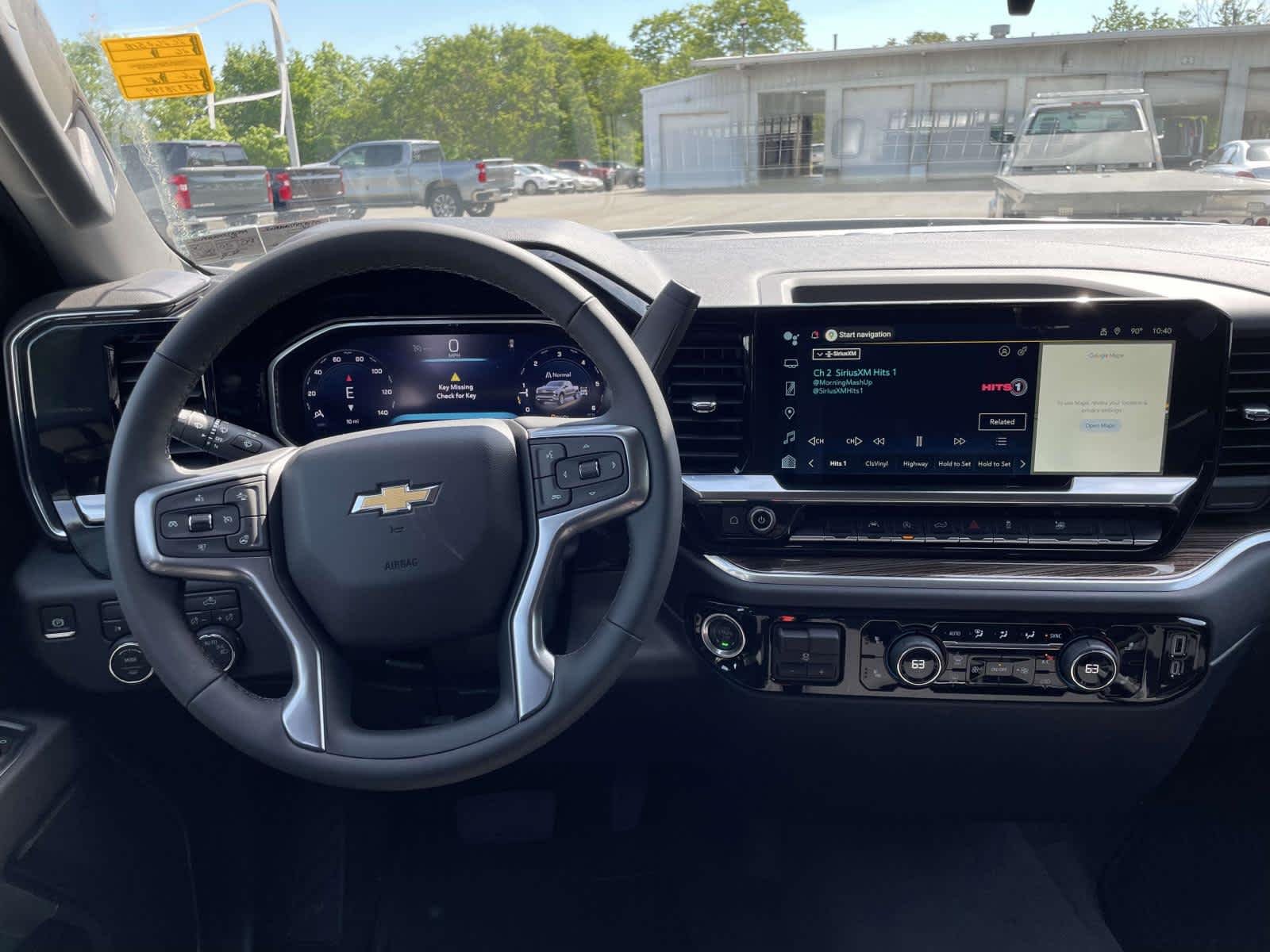 New 2026 Summit White Chevrolet LT (2FL) image 22