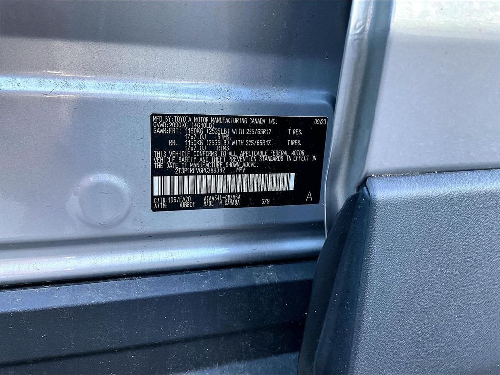 Used 2023 Silver Toyota XLE image 9