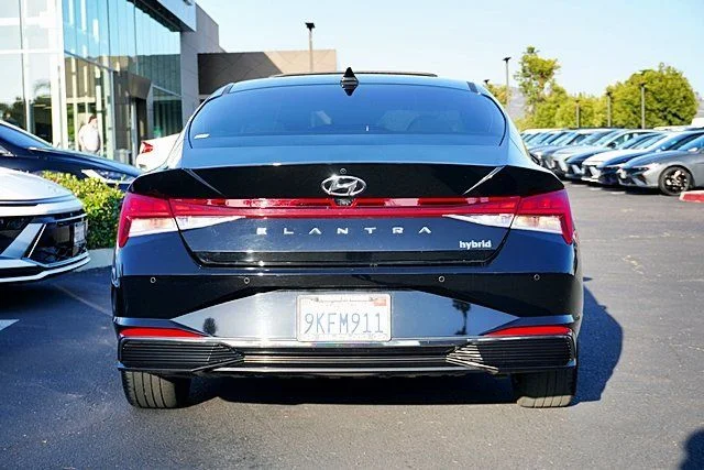 Used 2023 Black Hyundai Limited image 8