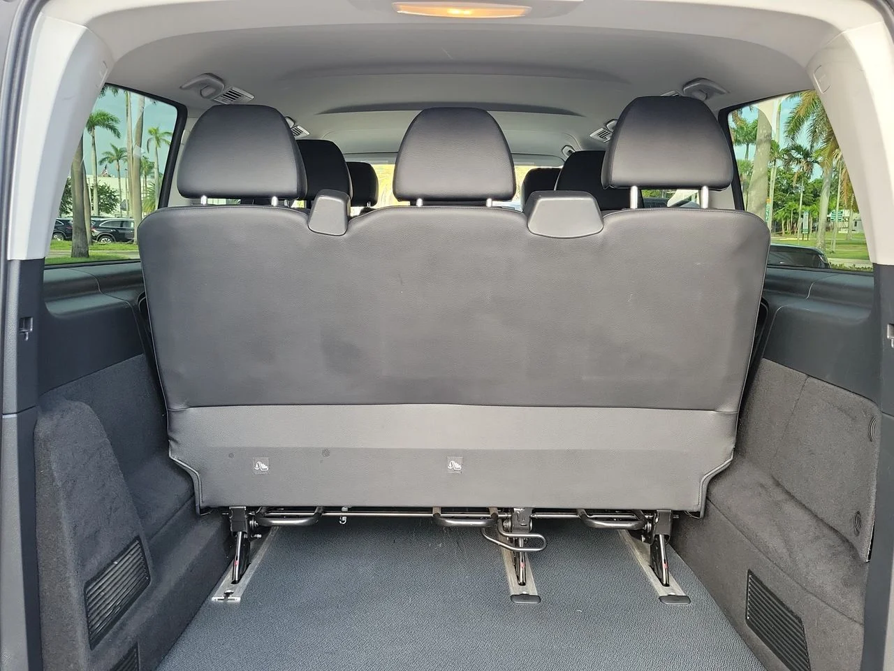 Used 2023 Black Mercedes-Benz Passenger image 8
