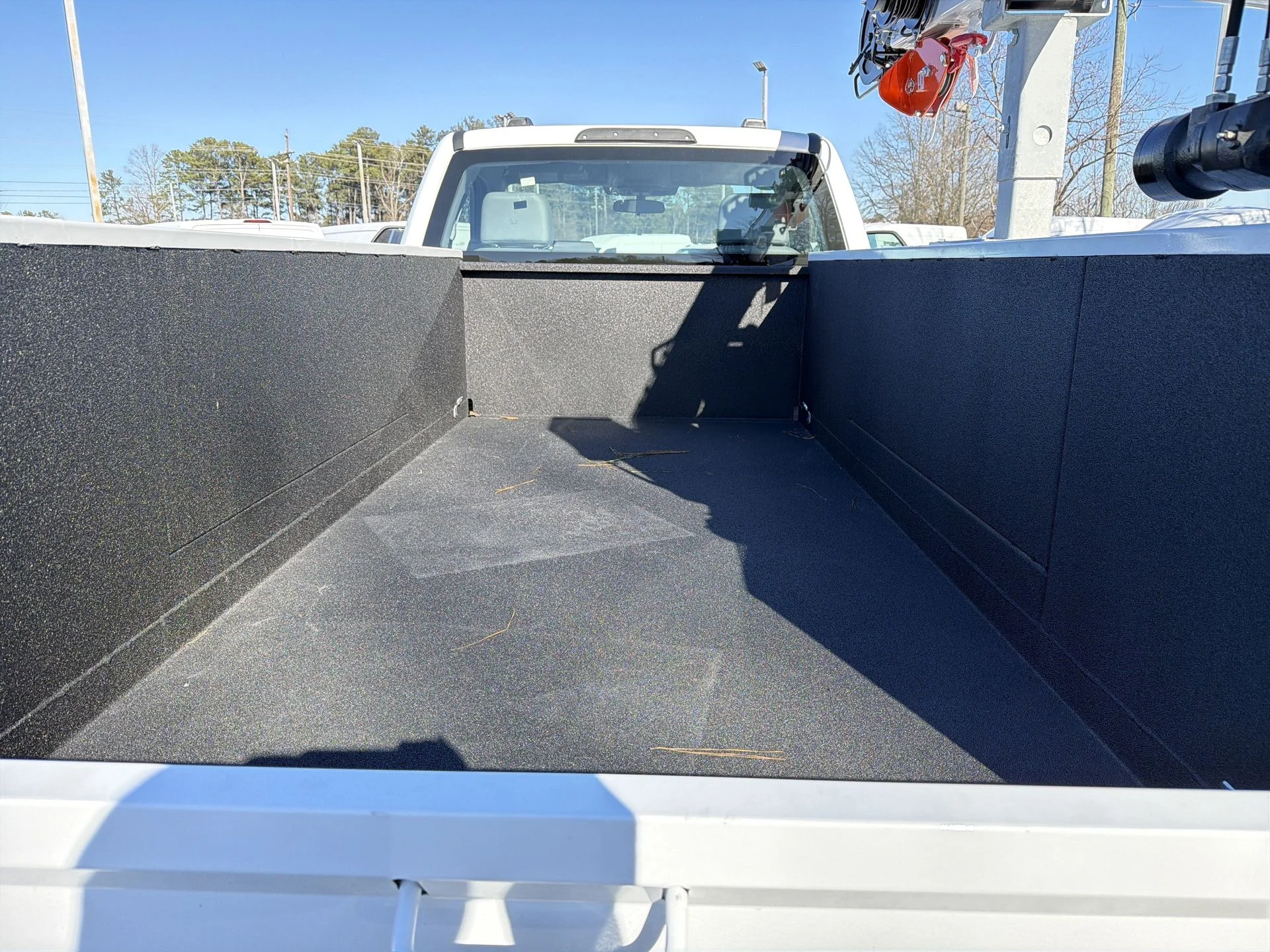 New 2025 Oxford White Ford F-450® XL image 23